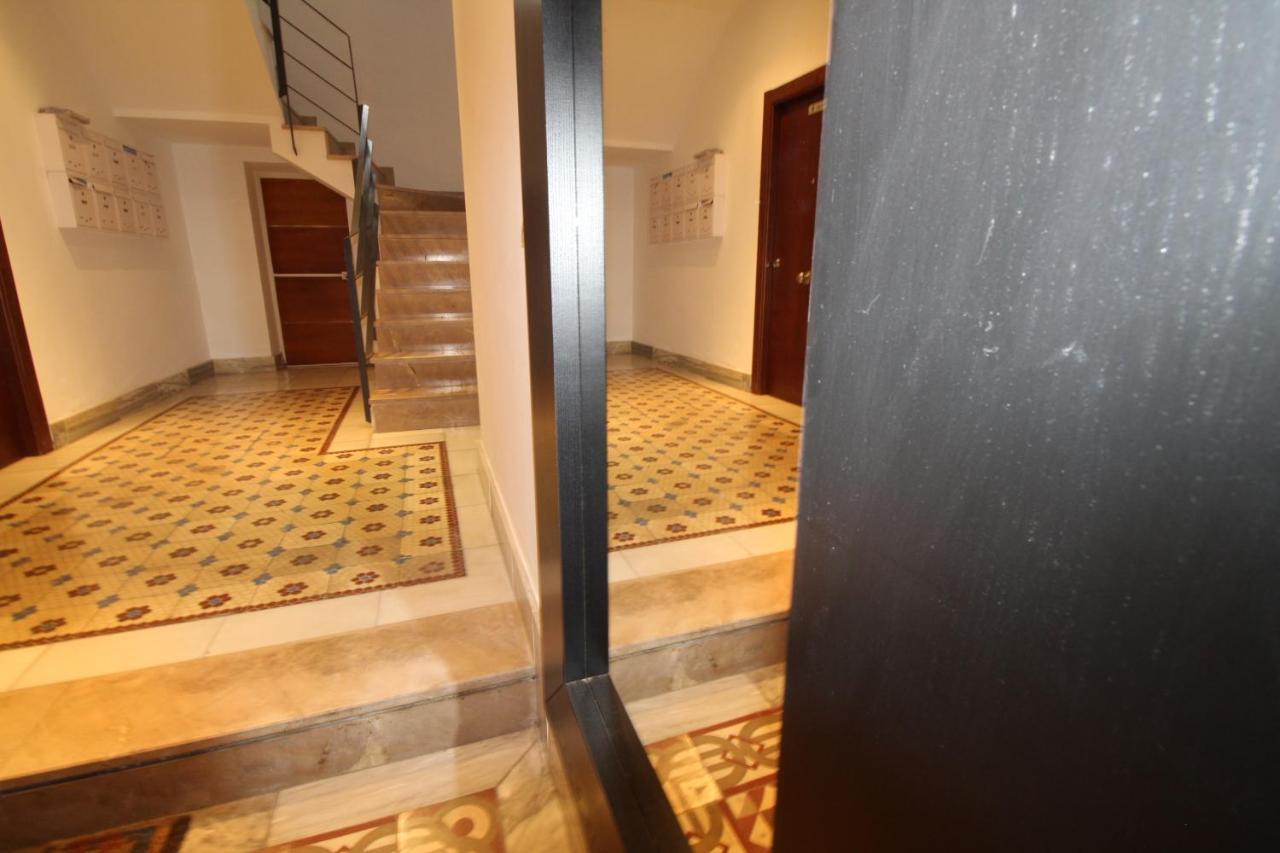 Del Parque Flats Alvarez Suite مالقة المظهر الخارجي الصورة